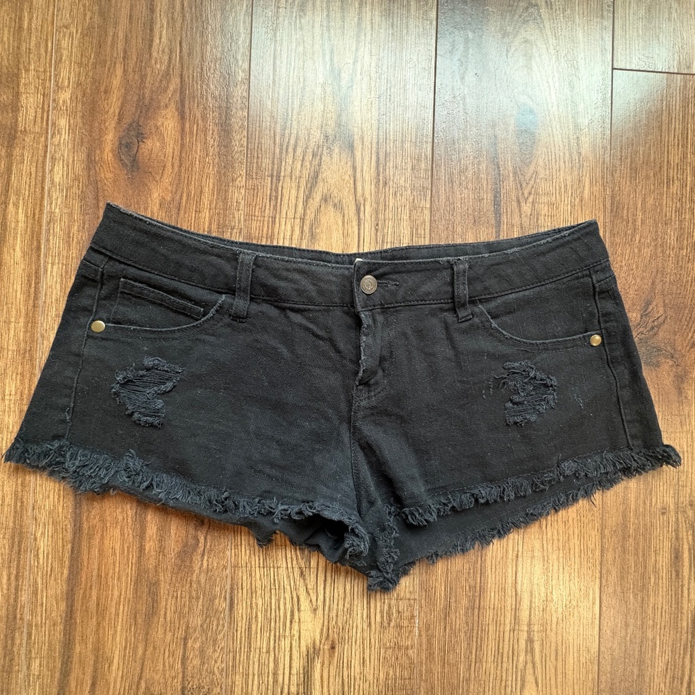Sans Souci Black Distressed Denim Shorts Frayed Hem Size 9